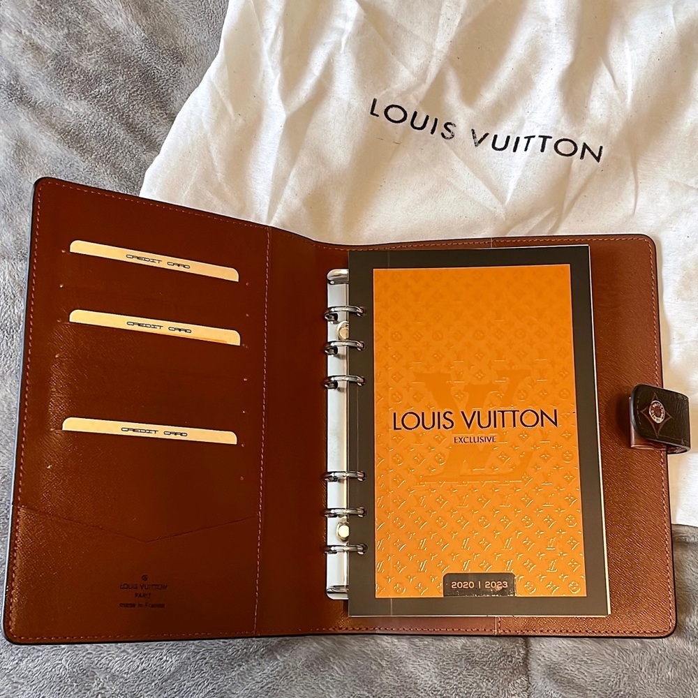 Louis Vuitton Monogram Agenda MM (Personal or Medium size)with LV address book📕